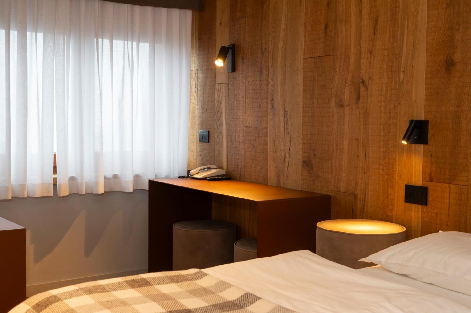 Hotel Zerbion トルニョン エクステリア 写真